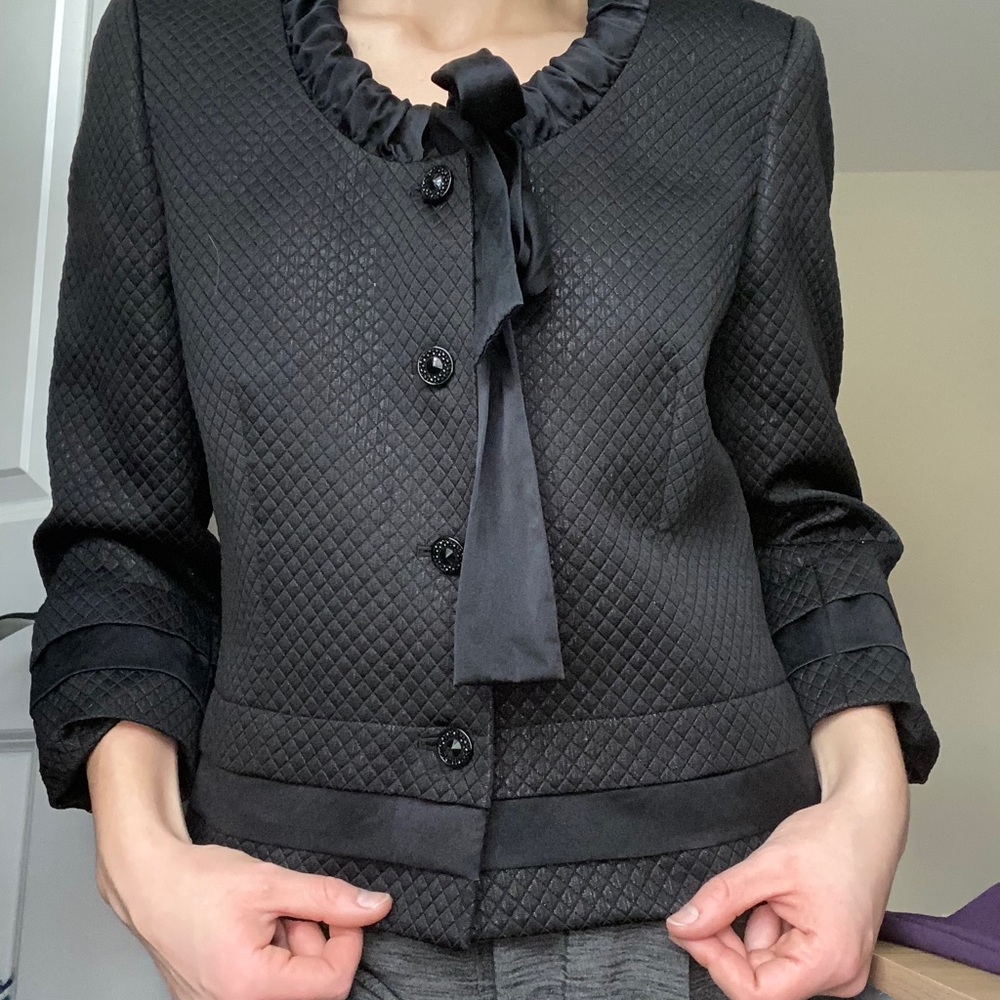 TAHARI • black suit jacket w/ front tie